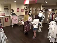 Mannequin Challenge in Clothes Store